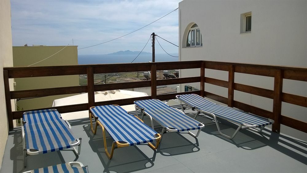 Anemomilos Suites Fira  Eksteriør billede