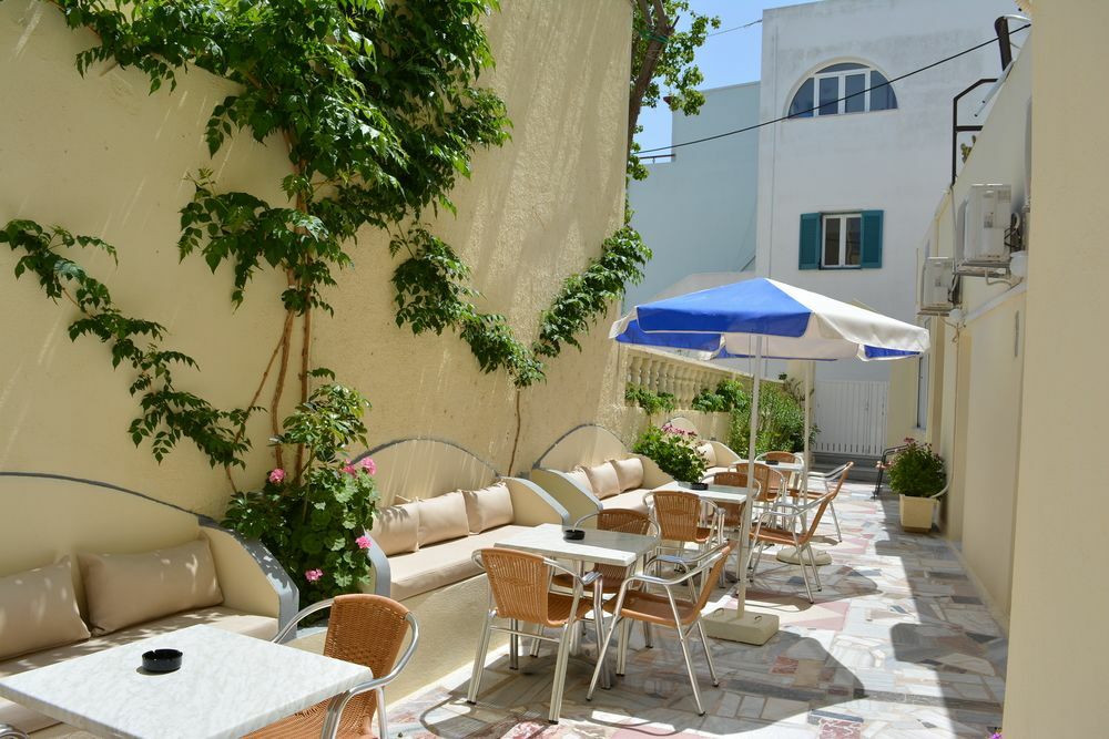 Anemomilos Suites Fira  Eksteriør billede